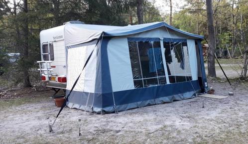 Sterckeman caravan 390T, Caravans en Kamperen, Caravans, Particulier, tot en met 4, 750 - 1000 kg, Treinzit, Sterckeman, Dwarsbed