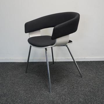 Allermuir A580 Mollie Design Stoelen | Stoelen | Zwart / Wit beschikbaar voor biedingen
