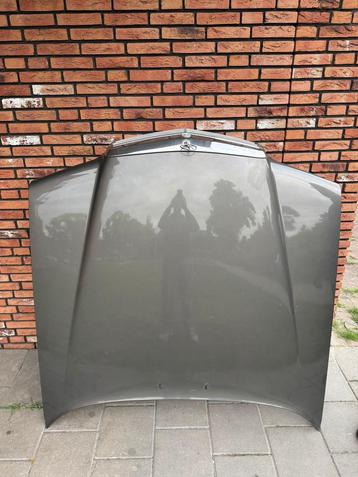 W126 Motorkap + Grill mooie staat! beschikbaar voor biedingen