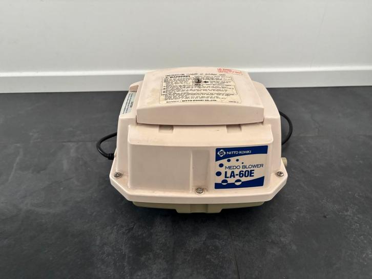 Nitto LA-60E Luchtpomp - Medo Compressor, Tuin en Terras, Waterpompen, Gebruikt, Elektrisch, Overige typen, Ophalen of Verzenden