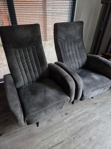 Relaxfauteuil groen...., 1 stoel...(geen grijs) beschikbaar voor biedingen