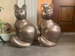 Mooie bronzen poesen poes  beelden groot 2 x, Ophalen, Zo goed als nieuw, Mens
