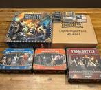 Base game Massive Darkness Lightbringer Pack + expansions, Ophalen, Zo goed als nieuw