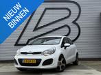 Kia Rio 1.2 CVVT Comfort Pack 2e Eigenaar,Navi,Airco,Trekhaa, Auto's, Euro 5, Beige, 4 cilinders, Wit