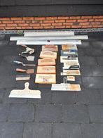 Diversen stuc gereedschap O.a. 3 rijen -trap - spanen - etc, Ophalen, Gebruikt, Overige typen, X