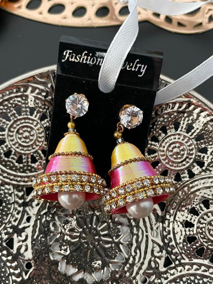 Mehendi Jhumki Oorbellen - Bell Vorm, Sieraden, Tassen en Uiterlijk, Oorbellen, Nieuw, Hangers, Overige materialen, Overige kleuren