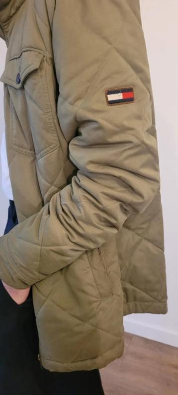Tommy Hilfiger Quilted Jacket size Large beschikbaar voor biedingen