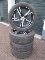 Originele Volvo XC40 19 inch winterbanden XC-40 R-design, Auto-onderdelen, Banden en Velgen, Gebruikt, Banden en Velgen, Winterbanden