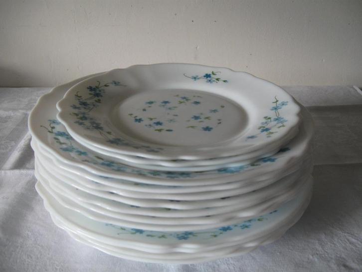 Arcopal veronica 14 borden ontbijt diner en diep, Antiek en Kunst, Antiek | Servies los, Ophalen of Verzenden