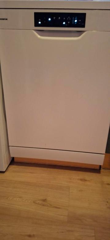 Vrijstaande afwasmachine beschikbaar voor biedingen