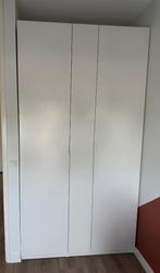 Kleding kast 1 jaar oud. Zgan, Ophalen, Zo goed als nieuw, 25 tot 50 cm, 200 cm of meer