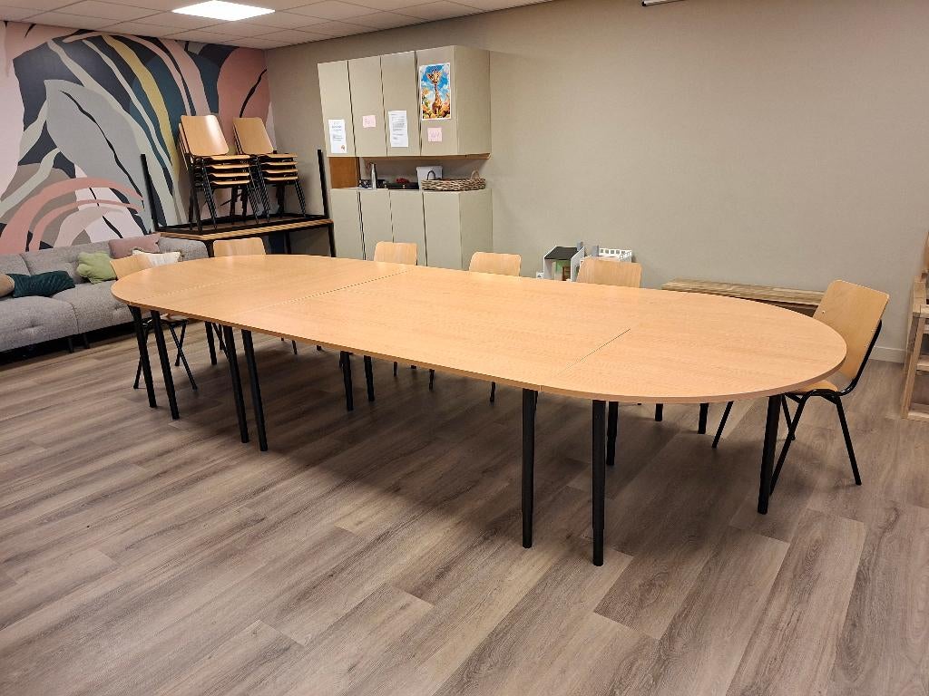 Grote ovale vergadertafel – geschikt voor 10 personen, Huis en Inrichting, Tafels | Eettafels, Ophalen, Gebruikt, 150 tot 200 cm