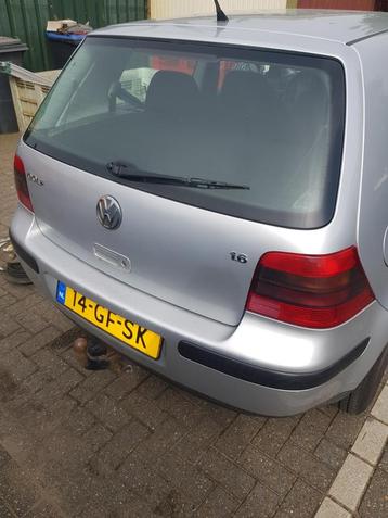 Te koop beschikbaar voor biedingen