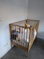 Mooie goudkleurige ledikant, Ophalen, Zo goed als nieuw, Ledikant