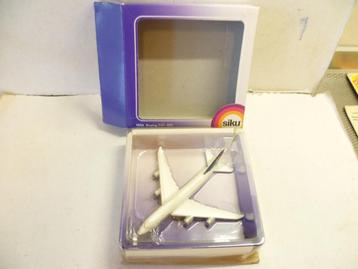 Siku nr 1926 uit 1993 Boeing 747-400 vliegtuig 1:500 schaalm beschikbaar voor biedingen