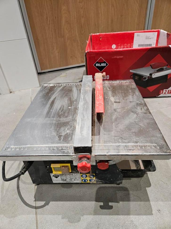 Rubi ND-180 Tegelzaag - Perfecte Staat!, Doe-het-zelf en Verbouw, Gereedschap | Zaagmachines, Zo goed als nieuw, Overige typen