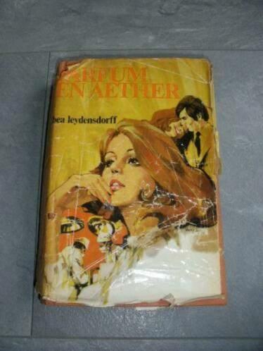 Parfum en Aether - bea Leydensdorff (qwe), Boeken, Romans, Gelezen, Ophalen of Verzenden