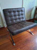 Barcelona Chair, bruin kunstleer. Breedte 75cm, Hoogte 78 cm, Huis en Inrichting, Banken | Sofa's en Chaises Longues, Ophalen