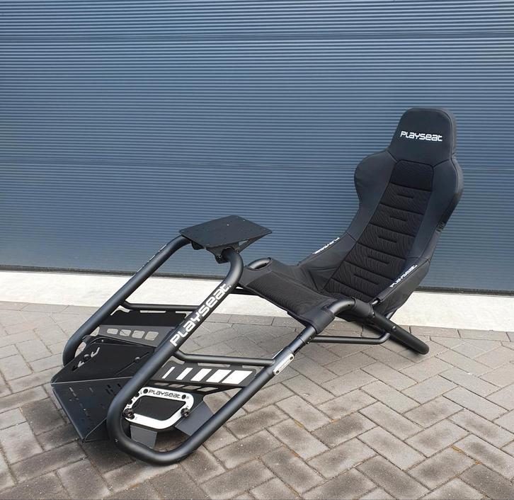 Playseat Trophy - Black / Zwart, Spelcomputers en Games, Games | Sony PlayStation 5, Refurbished, Ophalen
