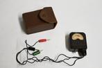 sonotone volt meter tester batterij gehoor apparaat medisch, Antiek en Kunst, Antiek | Gereedschap en Instrumenten, Ophalen of Verzenden