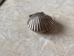Pillendoosje schelp // zilver niet gemerkt / hoog 3 cm, Ophalen of Verzenden