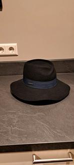 Zwarte winter hoed met blauwe band maat 54, Kleding | Dames, Hoeden en Petten, Gedragen, 55 cm (S, 6⅞ inch) of minder, Seeberger