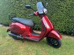 Vespa GTS 300 HPE  Rosso Guttuso red 580KM eerste eigenaar, Ophalen, Overige modellen, 300 cc, Zo goed als nieuw