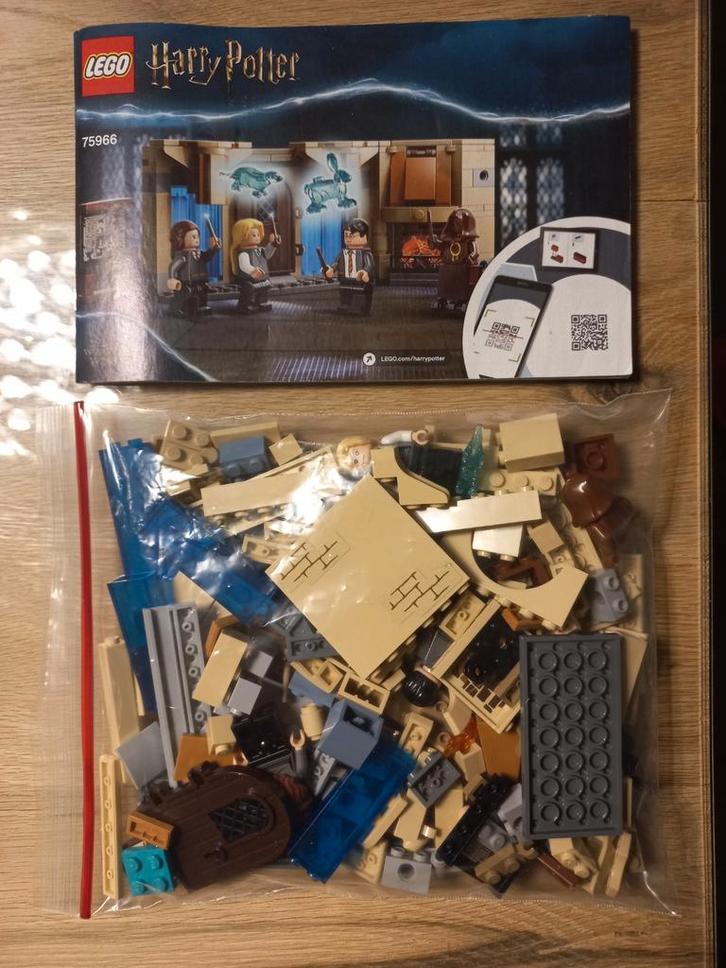 60% Korting op gebruikte Lego Harry Potter 75966 Zweinsteins, Kinderen en Baby's, Speelgoed | Duplo en Lego, Zo goed als nieuw
