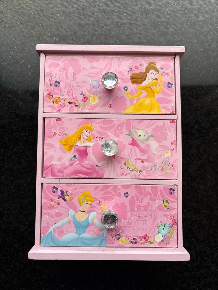 Disney Prinsessen Ladenkastje + Haaraccessoires, Kinderen en Baby's, Kinderspulletjes, Gebruikt, Ophalen of Verzenden