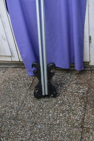 Dakdrager BRIO 1200mm beschikbaar voor biedingen
