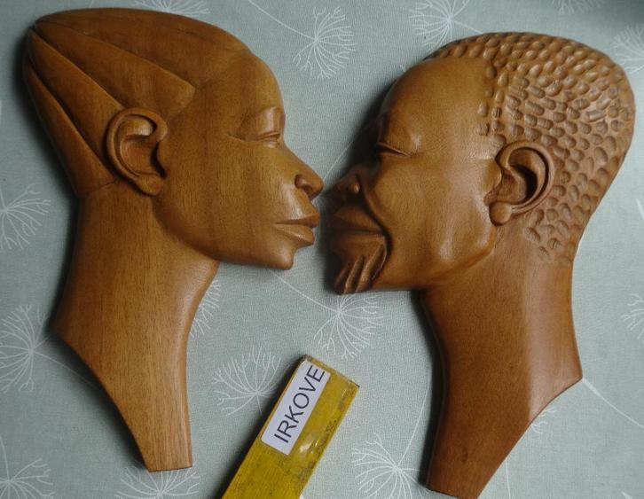 MOOI AFRIKAANS PAAR * WAND Decoratie *, Antiek en Kunst, Kunst | Beelden en Houtsnijwerken, Verzenden