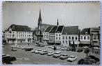 Sittard, markt met oude auto's, Ophalen of Verzenden, 1940 tot 1960, Gelopen, Limburg
