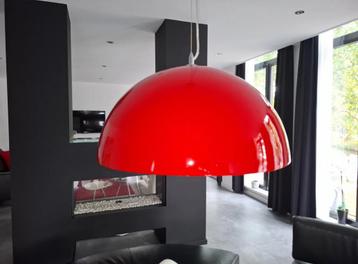Moderne Rode Hanglamp beschikbaar voor biedingen