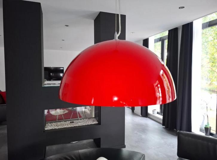 Moderne Rode Hanglamp, Huis en Inrichting, Lampen | Hanglampen, Zo goed als nieuw, Minder dan 50 cm, Metaal, Ophalen