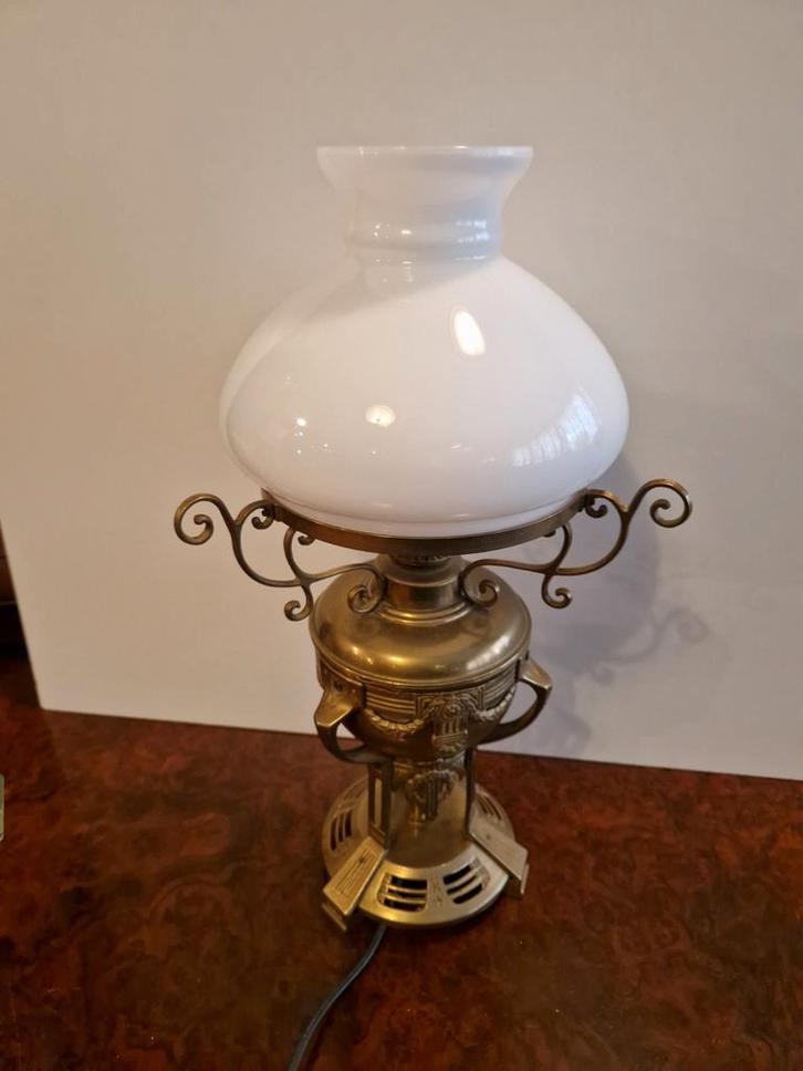 Antieke Messing Tafellamp met Glazen Kap, Antiek en Kunst, Antiek | Lampen, Ophalen of Verzenden
