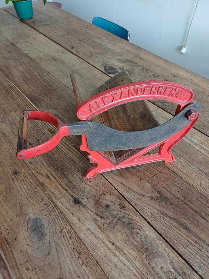 Antieke Roggebrood Snijder - Alexanderwerk, Antiek en Kunst, Antiek | Gereedschap en Instrumenten, Ophalen of Verzenden