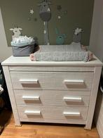 Babykamer 3 delig; ledikant/commode/kast. Wit, Kinderen en Baby's, Kinderkamer | Complete kinderkamers, Ophalen, Gebruikt, Jongetje of Meisje