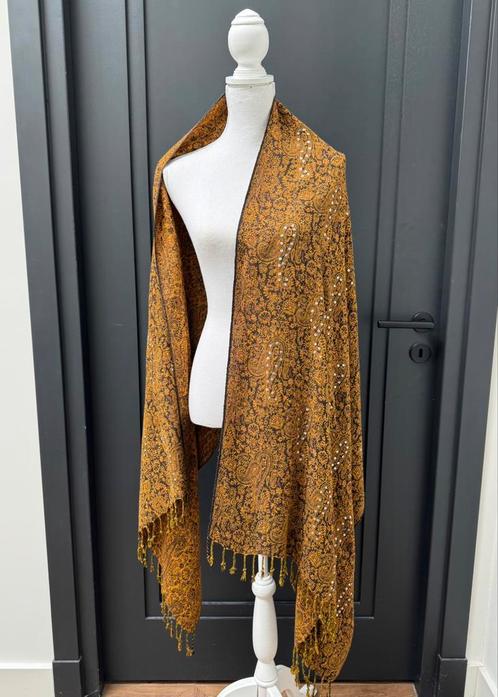 ZGAN! Geweven Paisley motief en pailletten bruine XL sjaal, Kleding | Dames, Mutsen, Sjaals en Handschoenen, Zo goed als nieuw