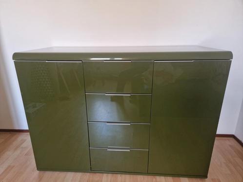 Groene kast / dressoir (olijfgroen hoogglans), Huis en Inrichting, Kasten | Dressoirs, Gebruikt, 100 tot 150 cm, 50 tot 75 cm