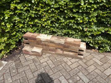 Tegels 20x30x6 beschikbaar voor biedingen