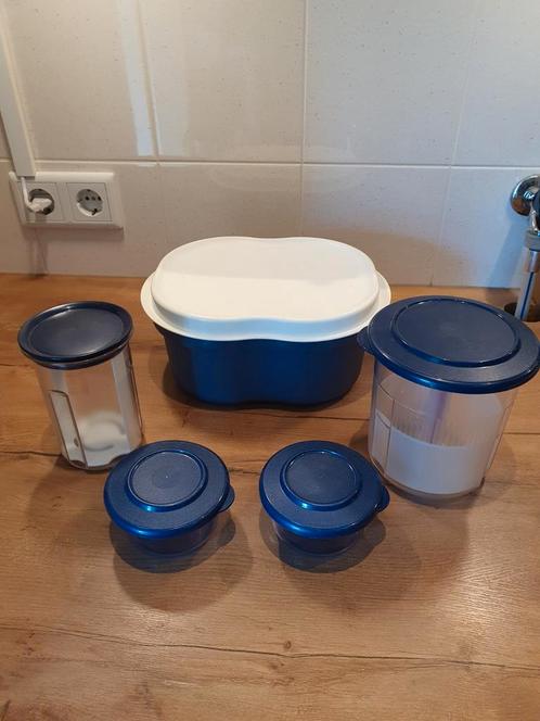 Tupperware brooddoos / kaasdoos, zuurpot 2 maten en kommetje, Huis en Inrichting, Keuken | Tupperware, Zo goed als nieuw, Blauw