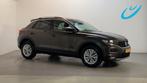 Volkswagen T-Roc 1.0 TSI Style Panoramadak LED Climate Contr, Auto's, Voorwielaandrijving, Stof, 116 pk, Origineel Nederlands
