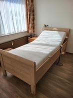 1-p senioren bed met elektrisch verstelbaar hoog-laag bodem, Huis en Inrichting, Slaapkamer | Bedden, 90 cm, Eenpersoons, Bruin