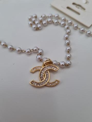 Nieuwe roestvrijstalen parelketting met hanger, verstelbaar beschikbaar voor biedingen