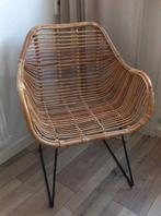 Rotan kuipstoel heel goed!, Huis en Inrichting, Stoelen, Ophalen, Bruin, Riet of Rotan, Zo goed als nieuw