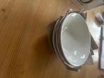 3 vtwonen schaaltjes 18 cm, Huis en Inrichting, Keuken | Servies, Nieuw, Ophalen of Verzenden, Schaal of Schalen, Effen