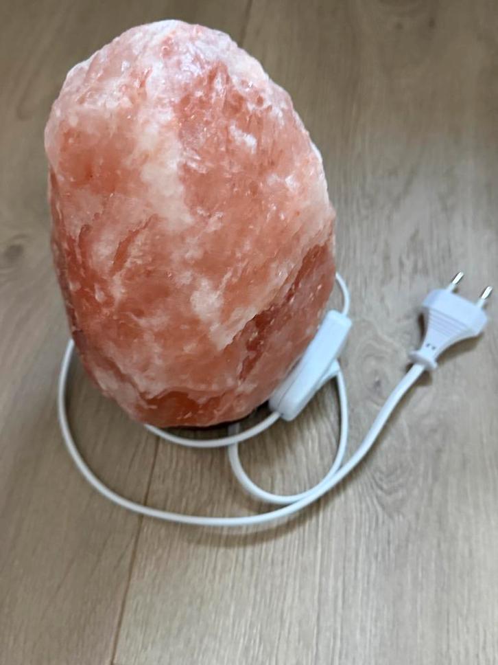 Mooie Himalya Zoutlamp, Huis en Inrichting, Lampen | Vloerlampen, Zo goed als nieuw, Minder dan 100 cm, Overige materialen, Ophalen