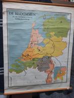 2 Oude Schoolkaarten Nederland, Ophalen of Verzenden, Aardrijkskunde