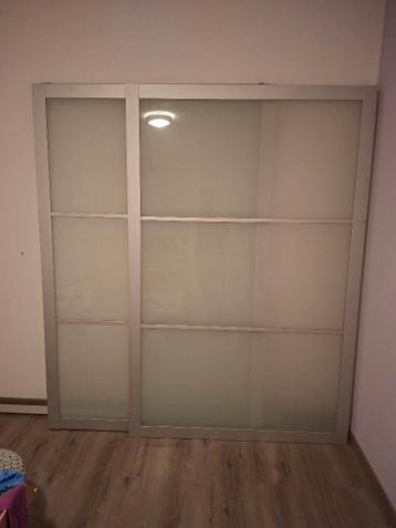 Ikea Pax kast 2x schuifdeuren aluminum 196x127cm. - afbeelding 3