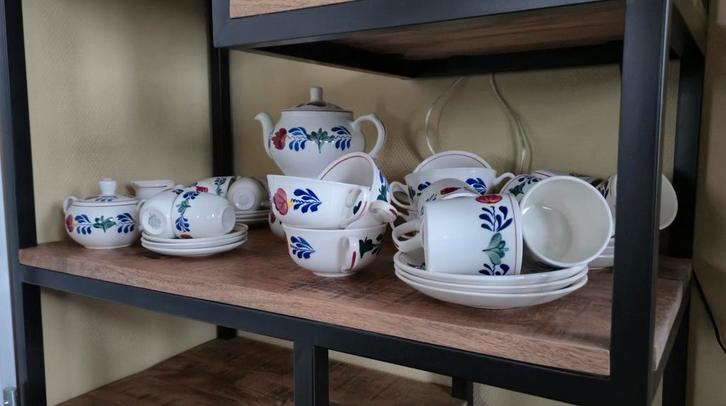 Compleet Boerenbont Servies, Huis en Inrichting, Keuken | Servies, Gebruikt, Compleet servies, Boerenbont, Aardewerk, Ophalen